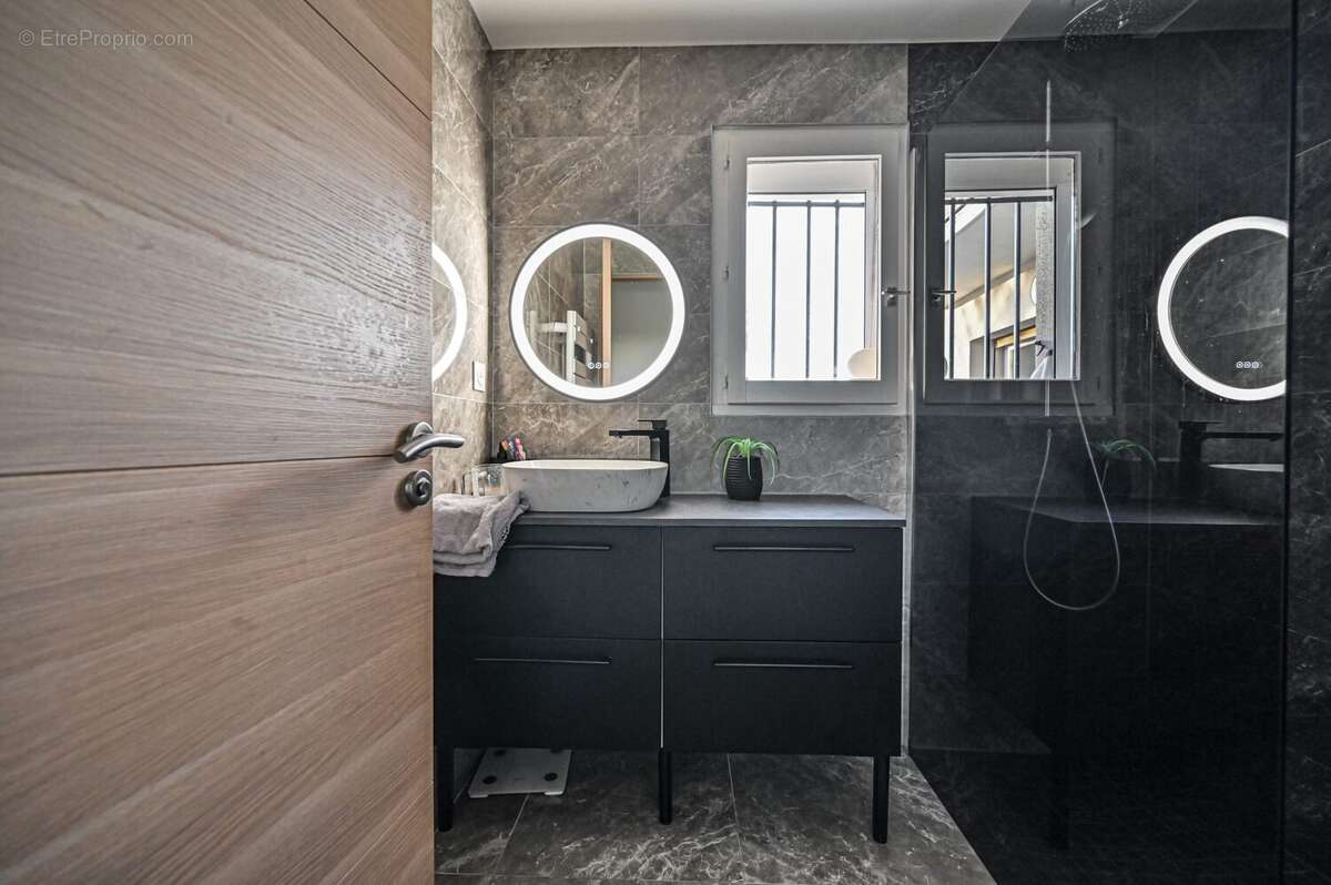 Maison à BONNEUIL-SUR-MARNE