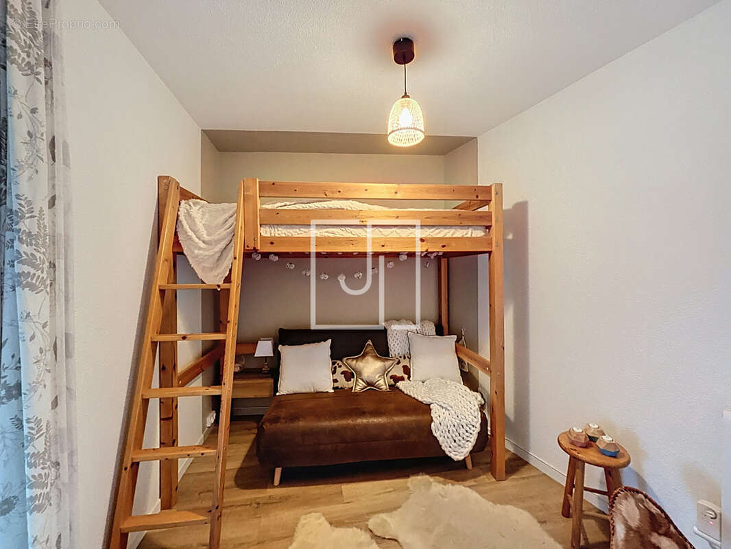 Appartement à LES THUILES