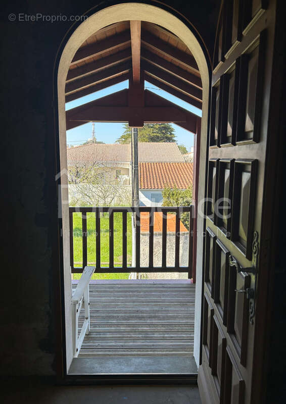 Maison à VAUX-SUR-MER