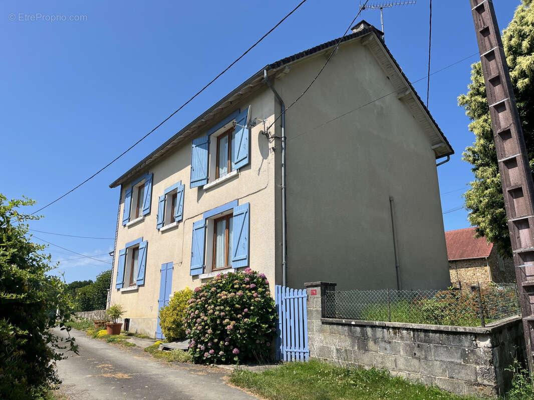 Payzac, maison en pierres, grange, vues, puits, campagne - photo 19