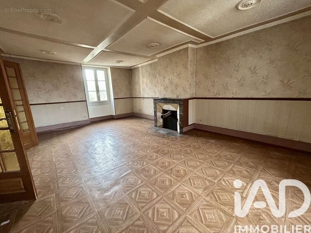 Maison 100 m² à Le Menoux  - photo 7