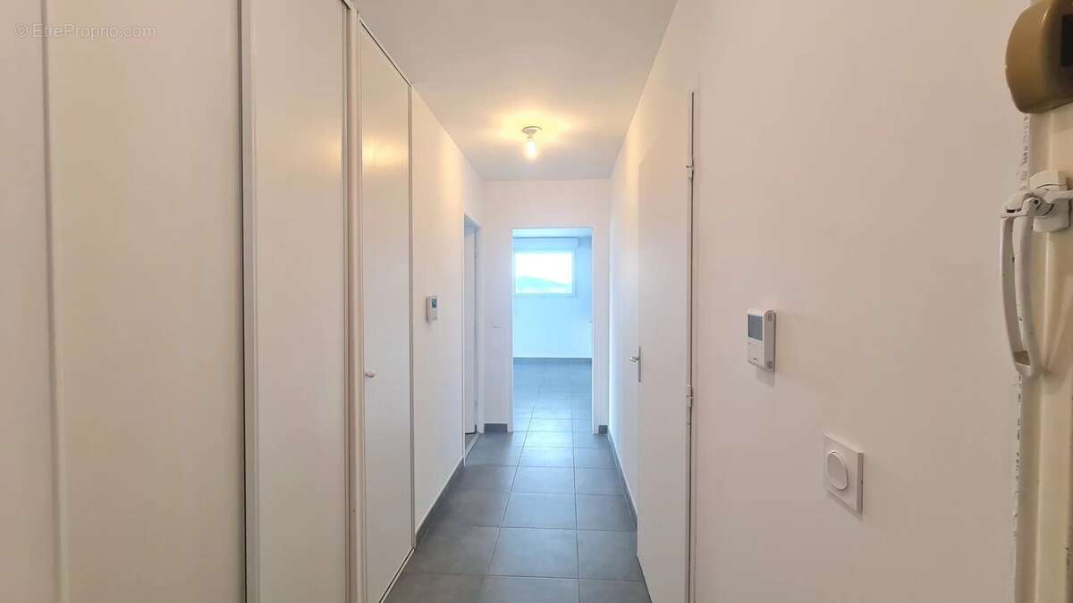 Appartement à ECHIROLLES
