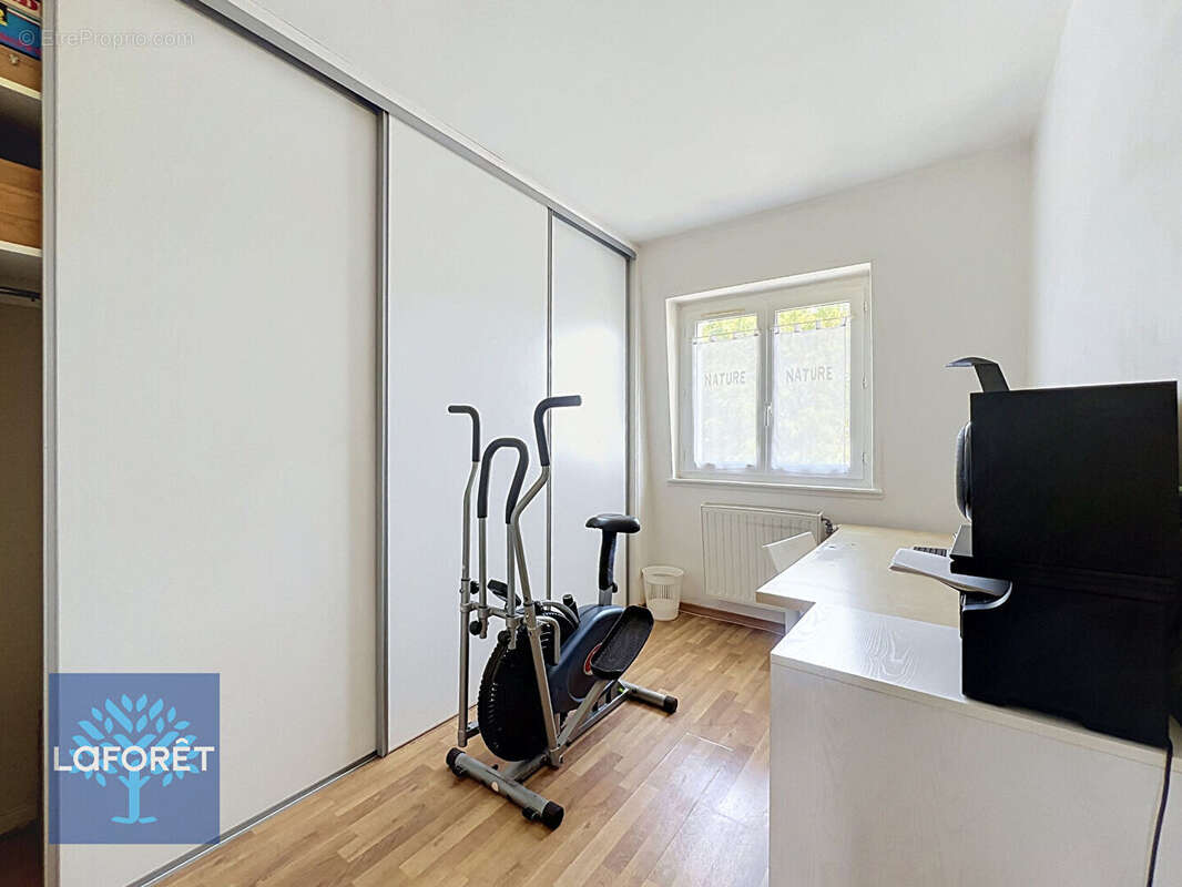 Maison Mennecy 5 pièce(s) 100m² - photo 8