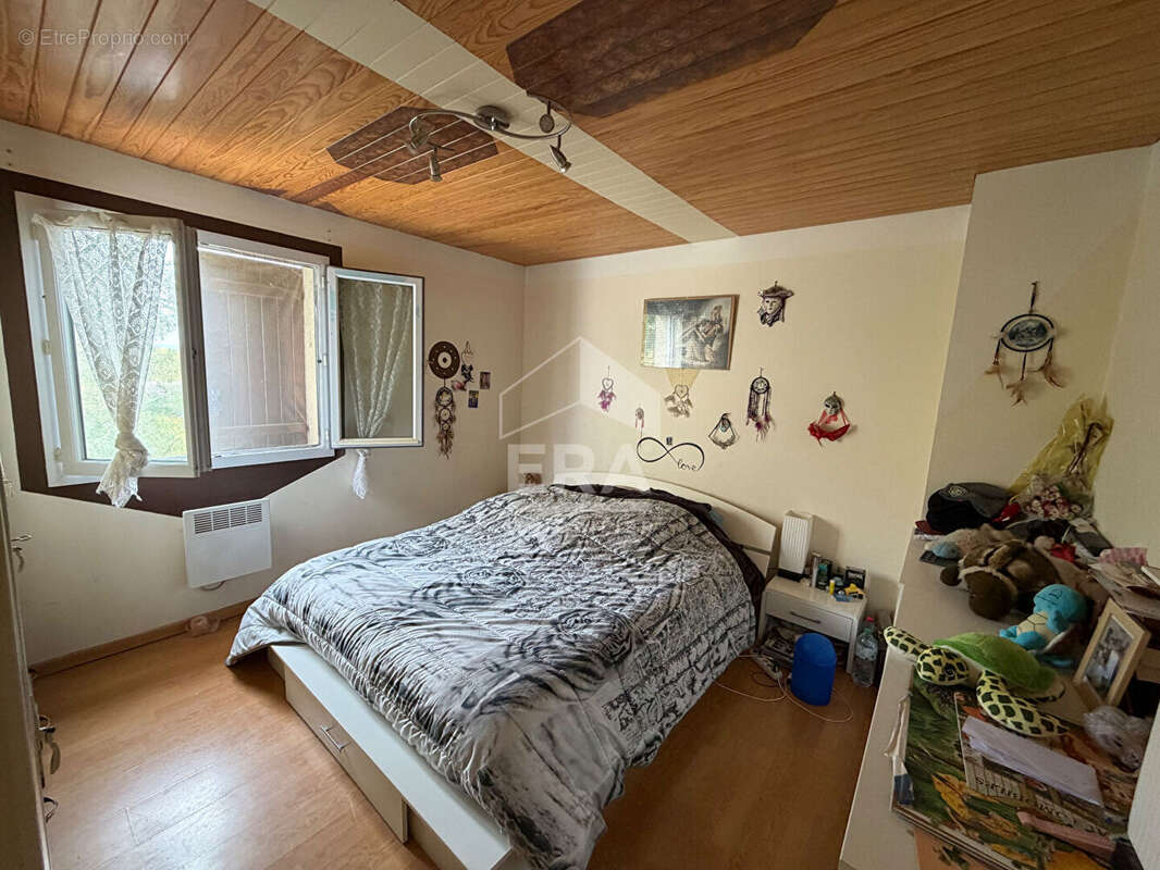 Maison à MONTEREAU-FAULT-YONNE