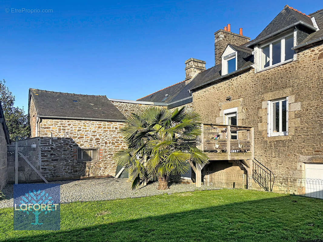 Appartement à FOUGERES