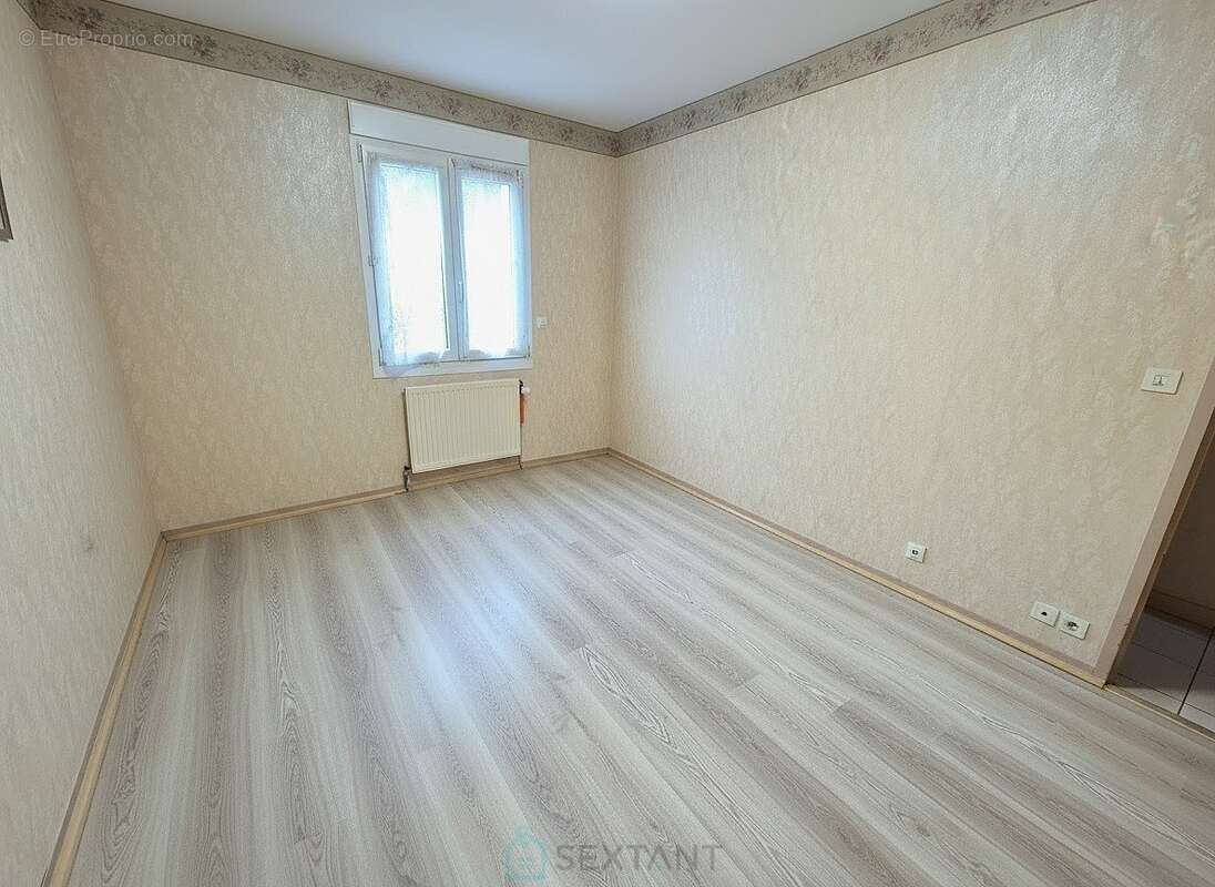 Maison à ROCHECORBON