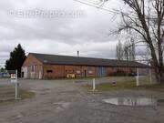 Commerce à SAINT-SULPICE-SUR-LEZE