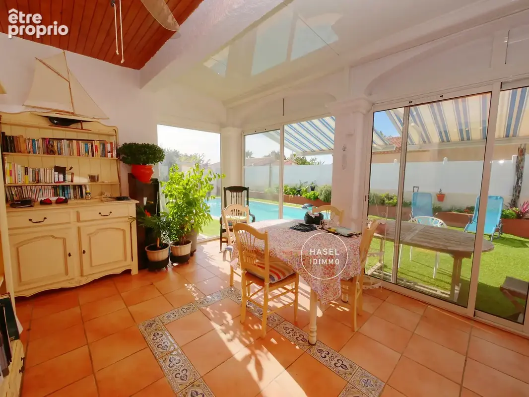 Villa languedocienne T5, prête-à-vivre, au calme, avec belle piscine. - photo 5