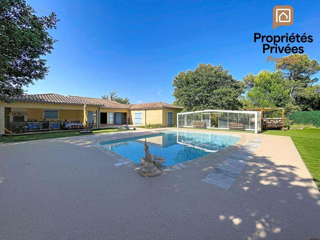 Propriété de 220m2 avec piscine sur 6 000 m² de terrain , à 5 min de Saint-Maximin, Ollières 83470 - photo 4