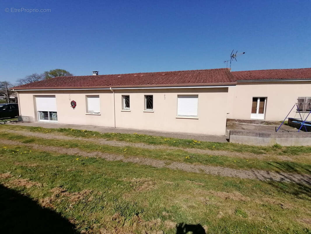 maison 2 - Maison à LA SOUTERRAINE