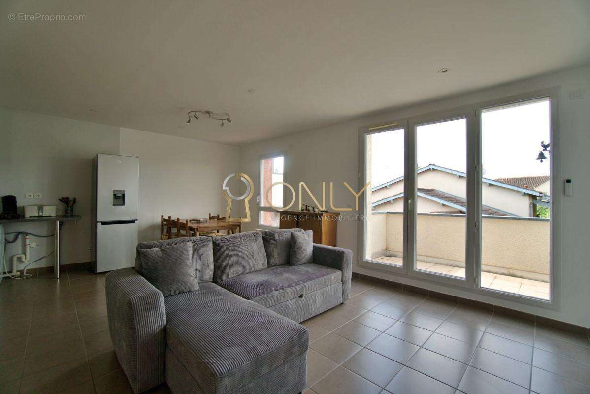 Quincieux - Appartement - T2 - photo 2