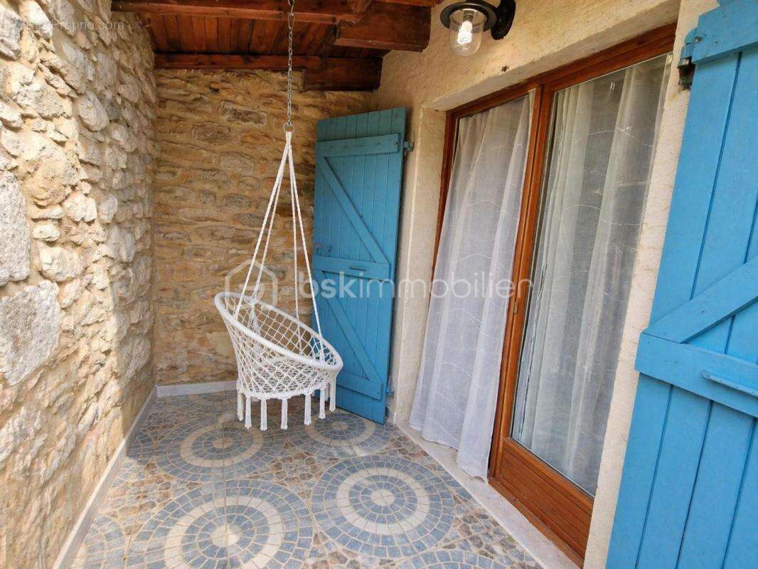 Maison à SAINT-MONTAN