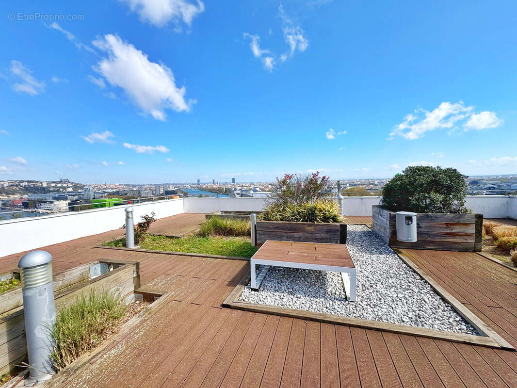 Appartement à LA MULATIERE