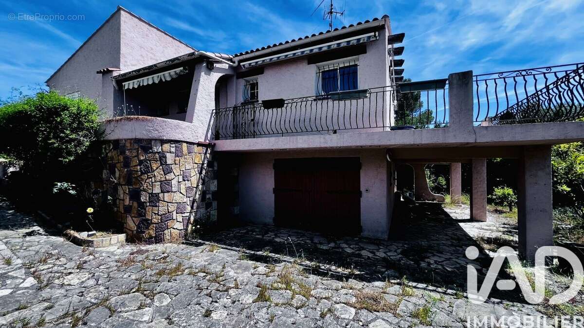 Maison 96 m² à Saint-Raphael  - photo 3