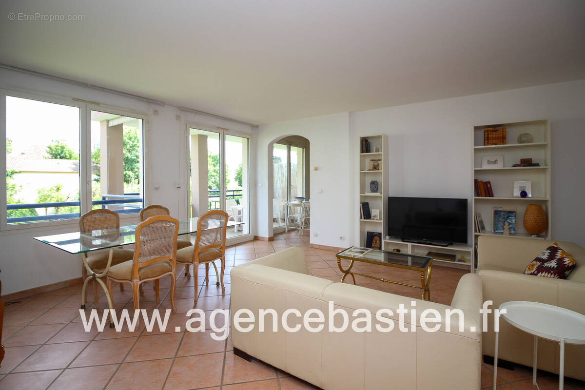 Appartement à DIVONNE-LES-BAINS