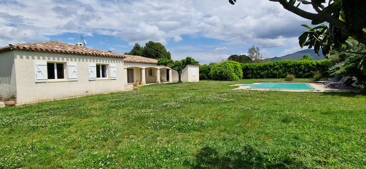 Vinça Hors lotissement sur 2000 M2 Arboré et verdoyant Villa 4 Faces  Piscine - photo 17