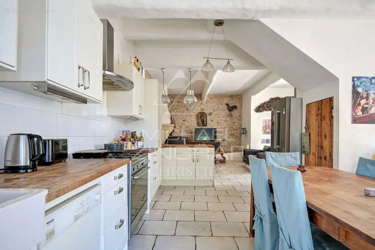 Maison à SALON-DE-PROVENCE