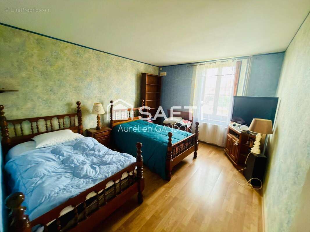 Photo 8 - Maison à VILLEBOUGIS