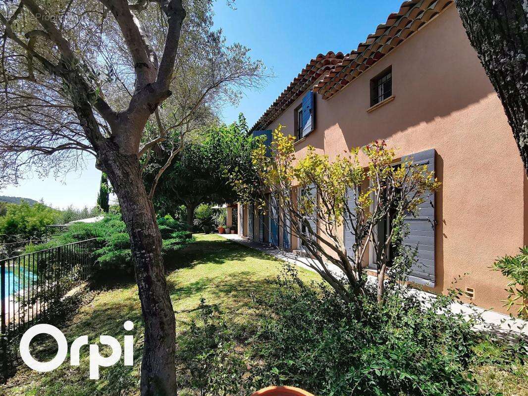 Maison à LA CADIERE-D'AZUR