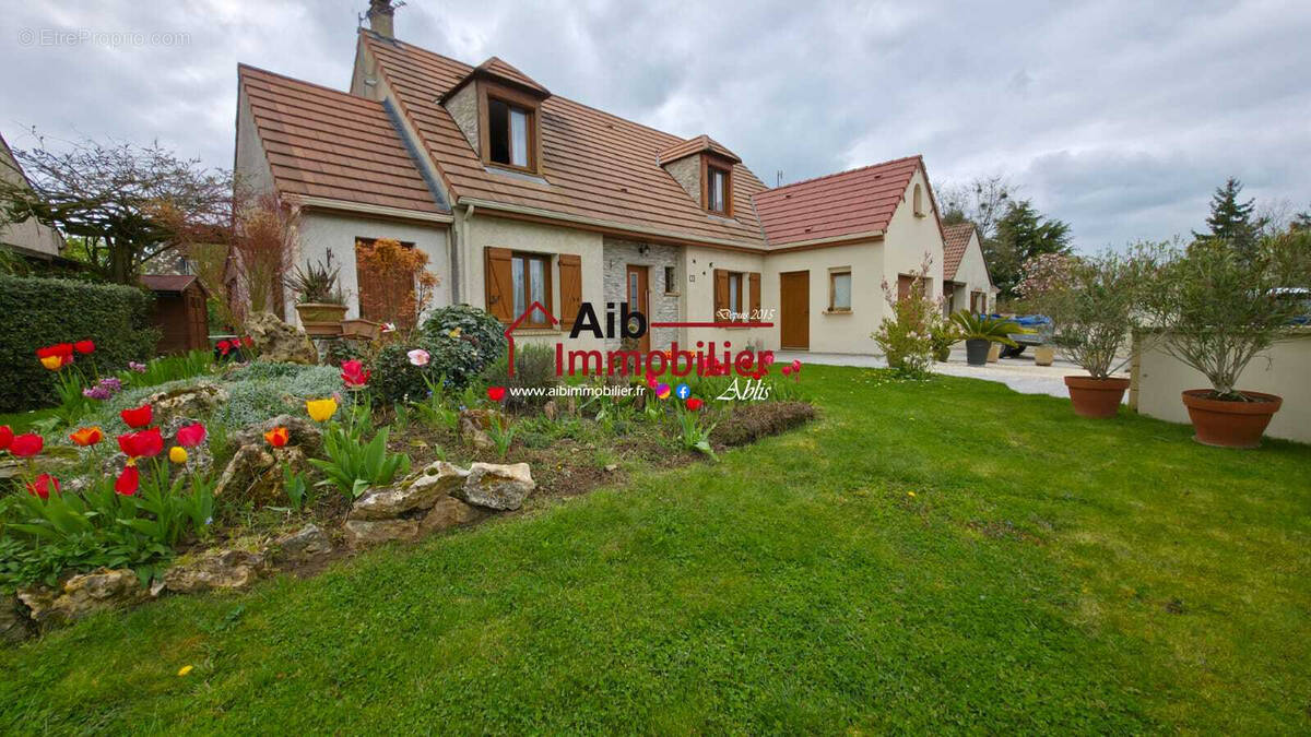 Maison à ABLIS
