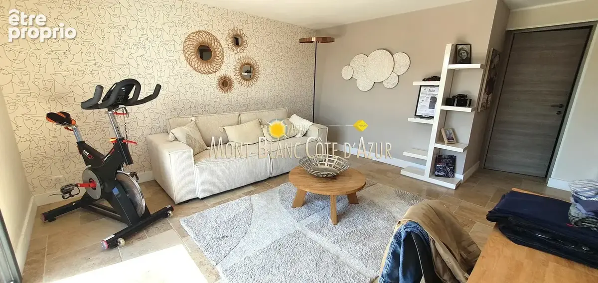 Villa 4 chambres, grand sejour, piscine, magnifique vue degagee jusqu'a la mer - photo 25