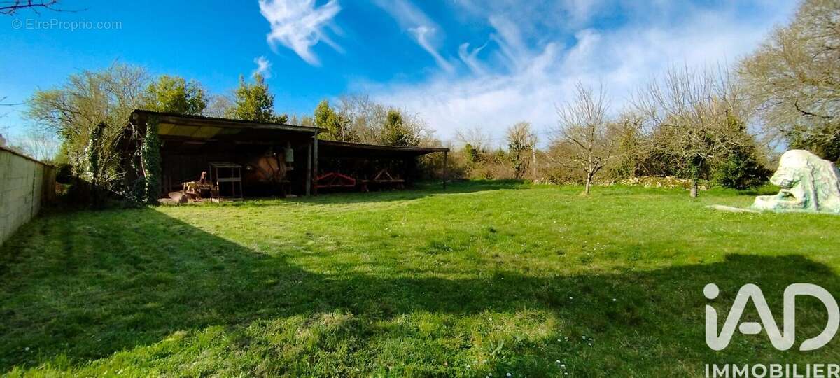 Maison 140 m² à Saint-Mande-Sur-Bredoire  - photo 7