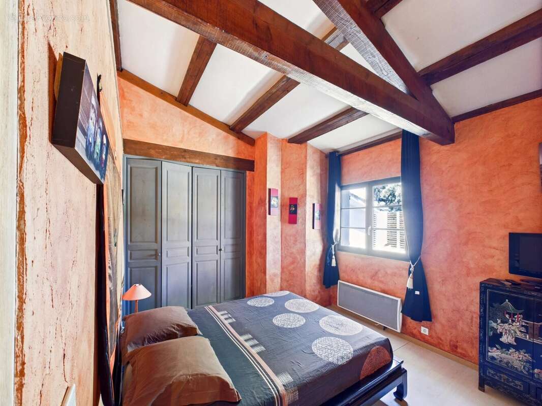 Maison à EGUILLES