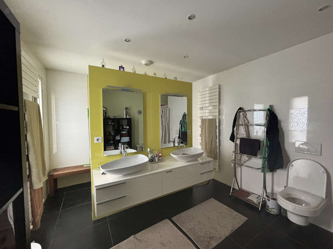 Maison à CARBON-BLANC