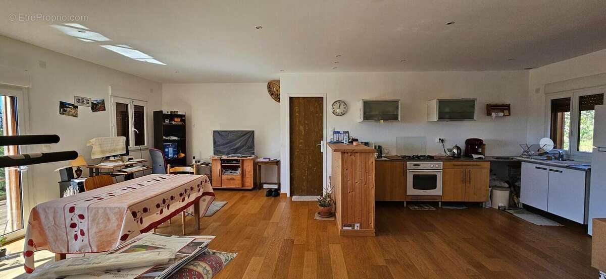 Photo 8 - Maison à FORCALQUIER