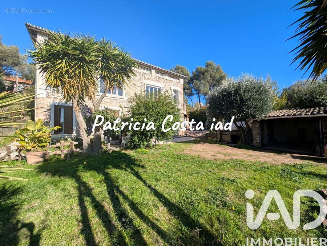 Photo 2 - Maison à SAINT-RAPHAEL