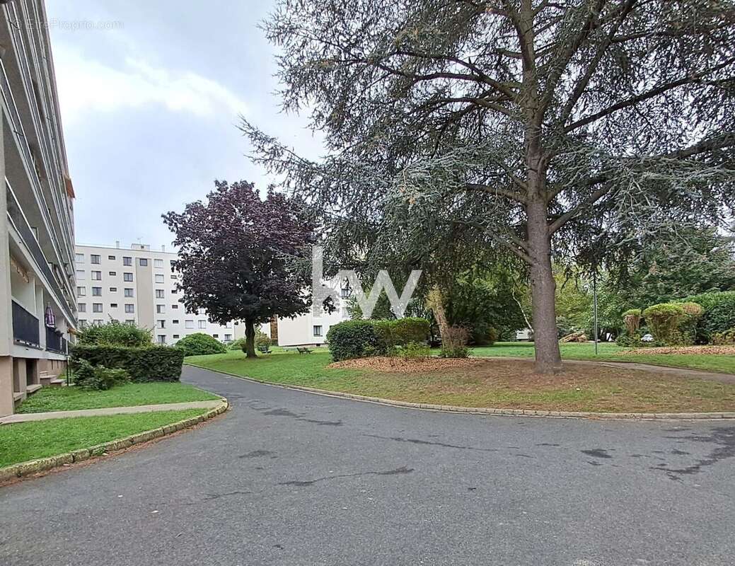 Appartement à CORBEIL-ESSONNES