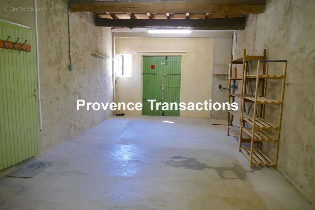 authentique mas rénové sur 2890m2 ! - photo 13