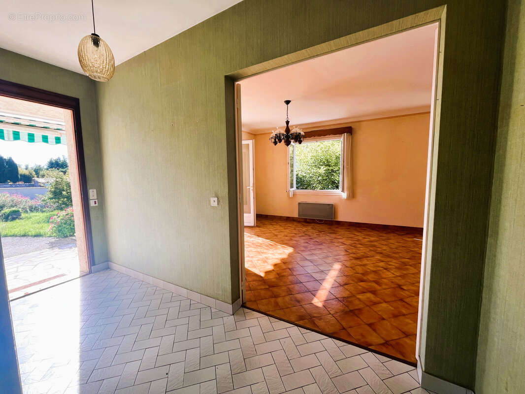 Maison à MESCHERS-SUR-GIRONDE