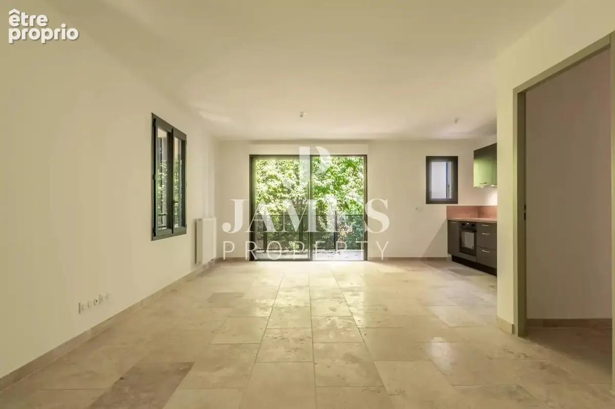 Appartement 76 m² à Saint-Remy-De-Provence  - photo 2