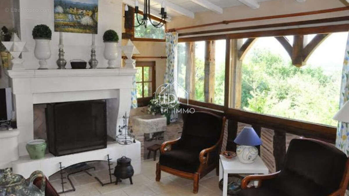 Maison à SAINT-LAURENT-DES-HOMMES