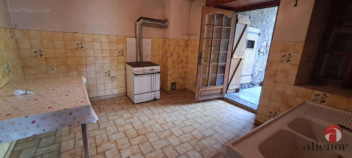 Projet d’envergure : corps de ferme à réhabiliter intégralement - photo 7