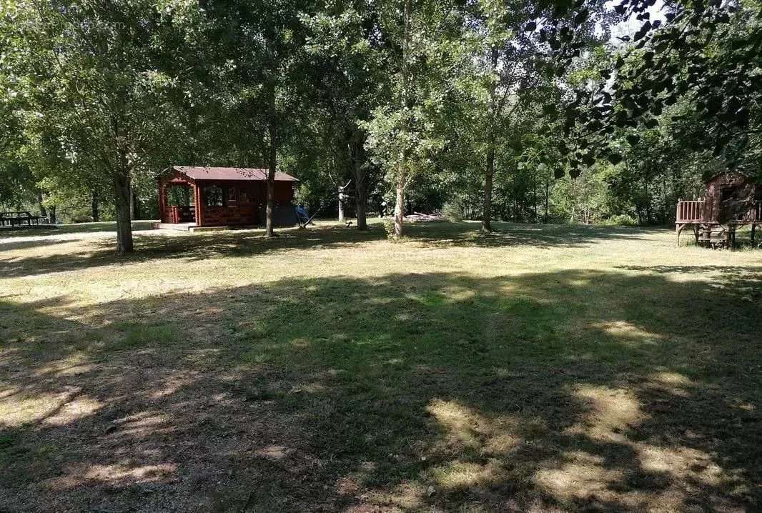 Terrain à LA CHARTRE-SUR-LE-LOIR
