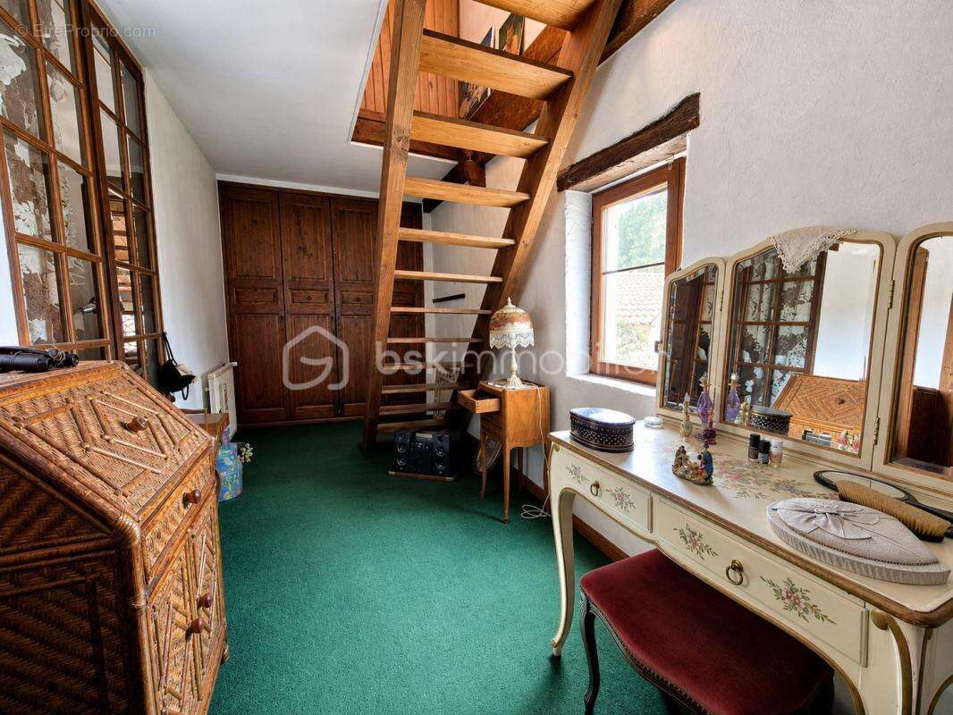 Maison de caractère – Beaux volumes, 3 chambres et jardin - photo 10