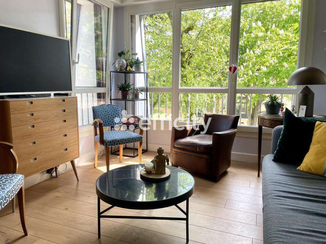 Appartement à VERSAILLES