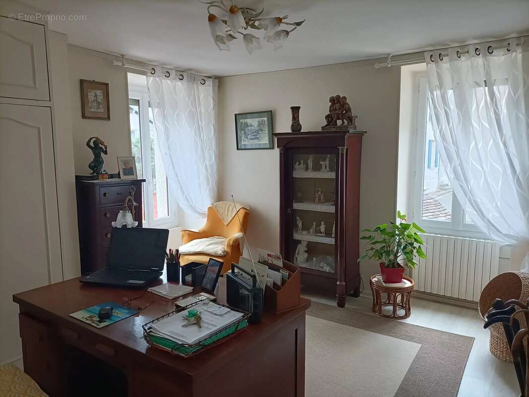 Maison à MAULE