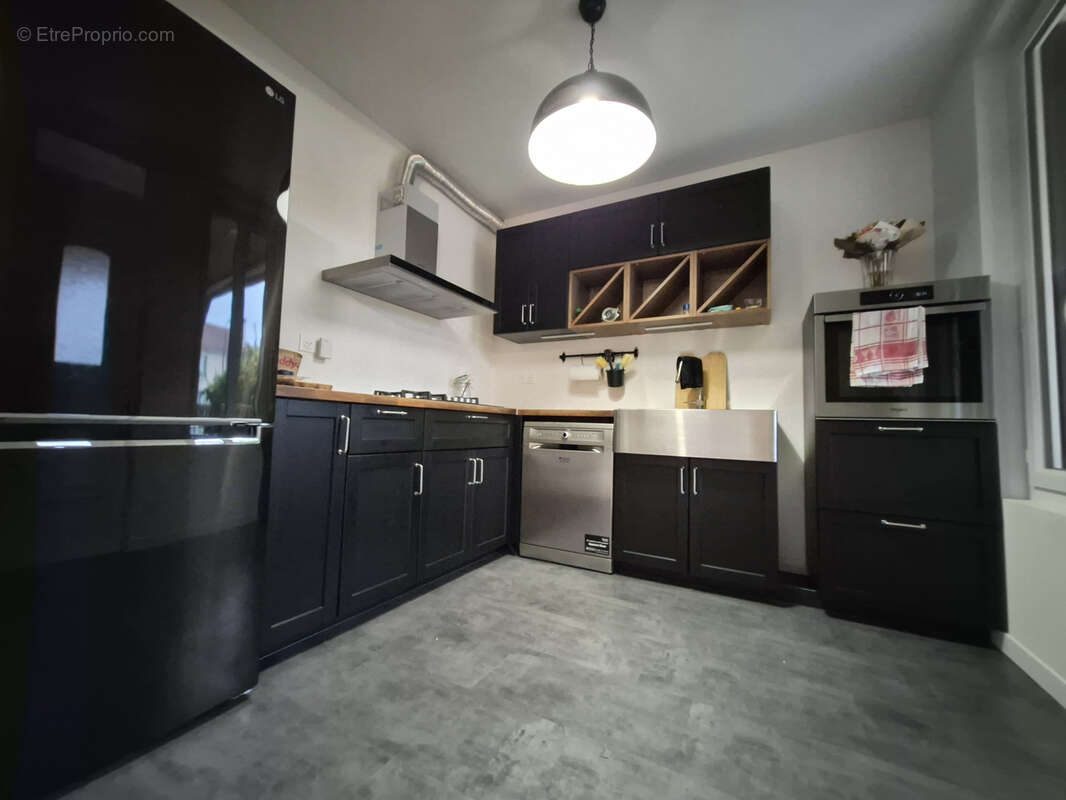 Maison à MAURECOURT