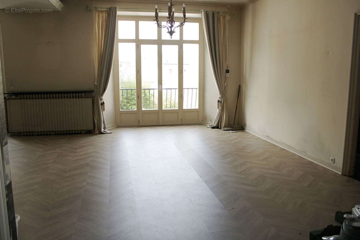 Appartement à LA GUERCHE-DE-BRETAGNE