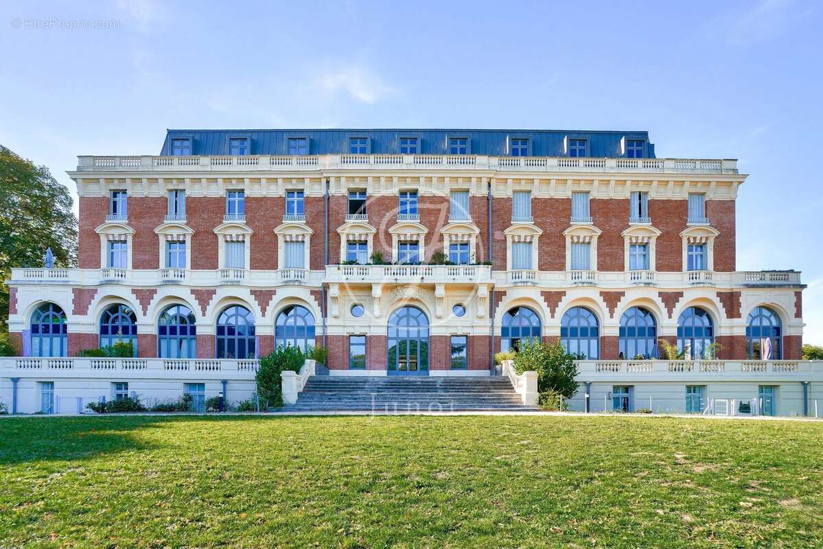 Appartement à MAISONS-LAFFITTE