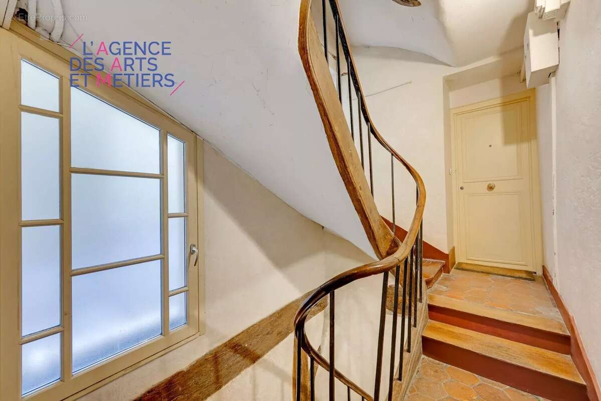 Appartement à PARIS-10E