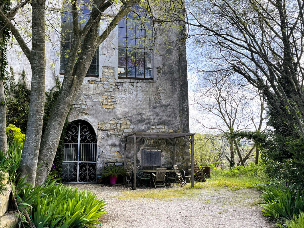 Maison à VILLENEUVE-DE-BERG