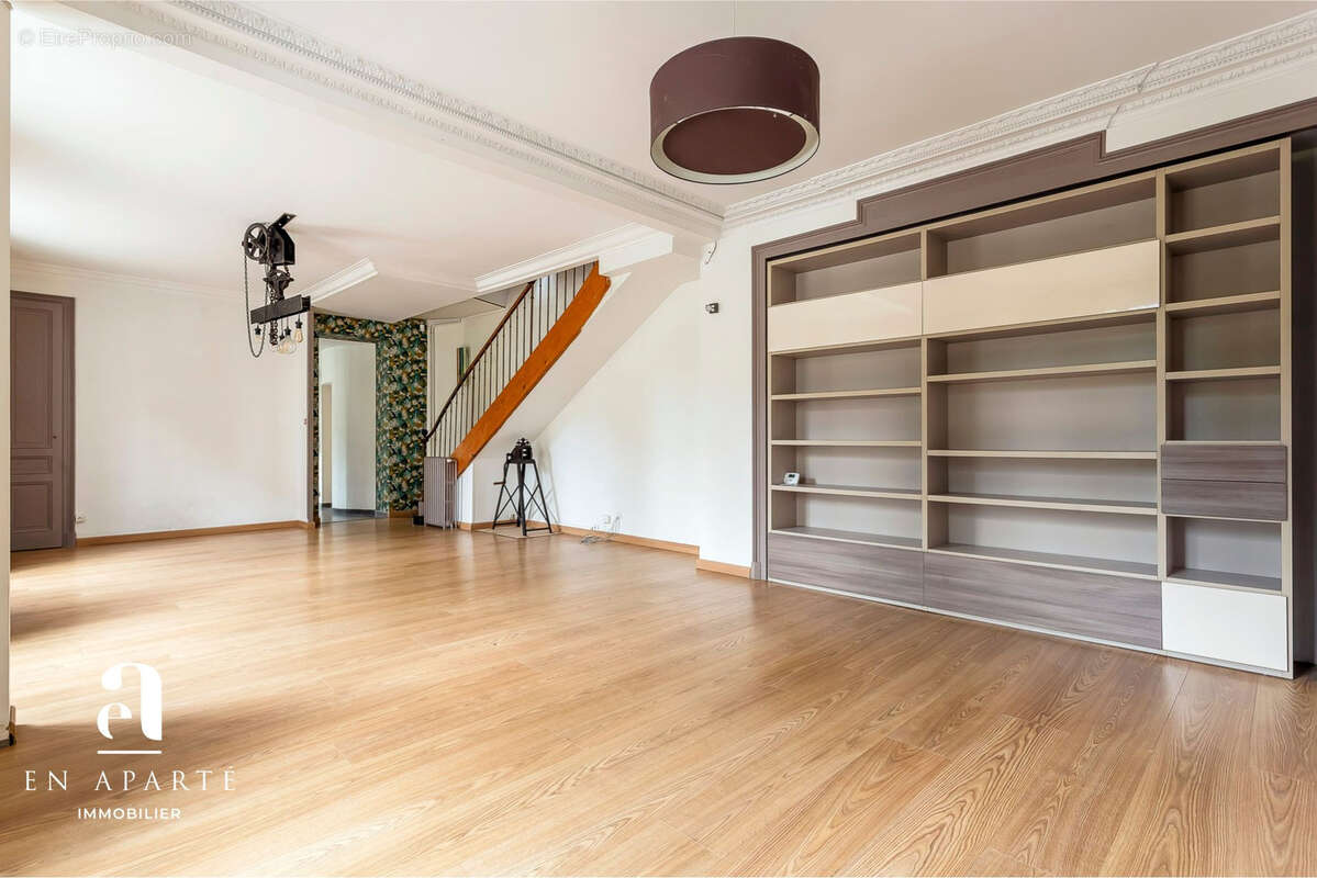Maison à VILLEURBANNE