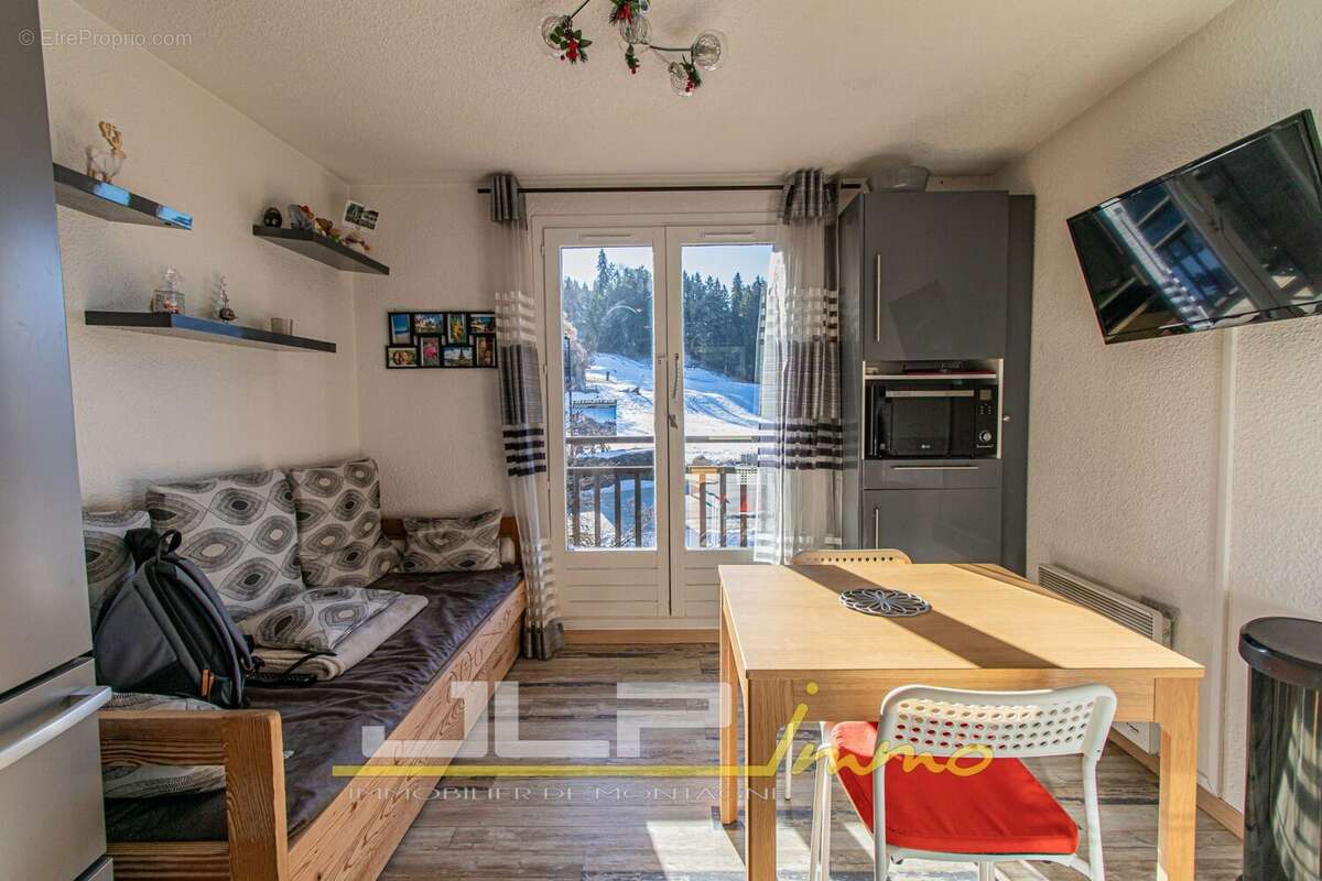 Appartement à DEMI-QUARTIER