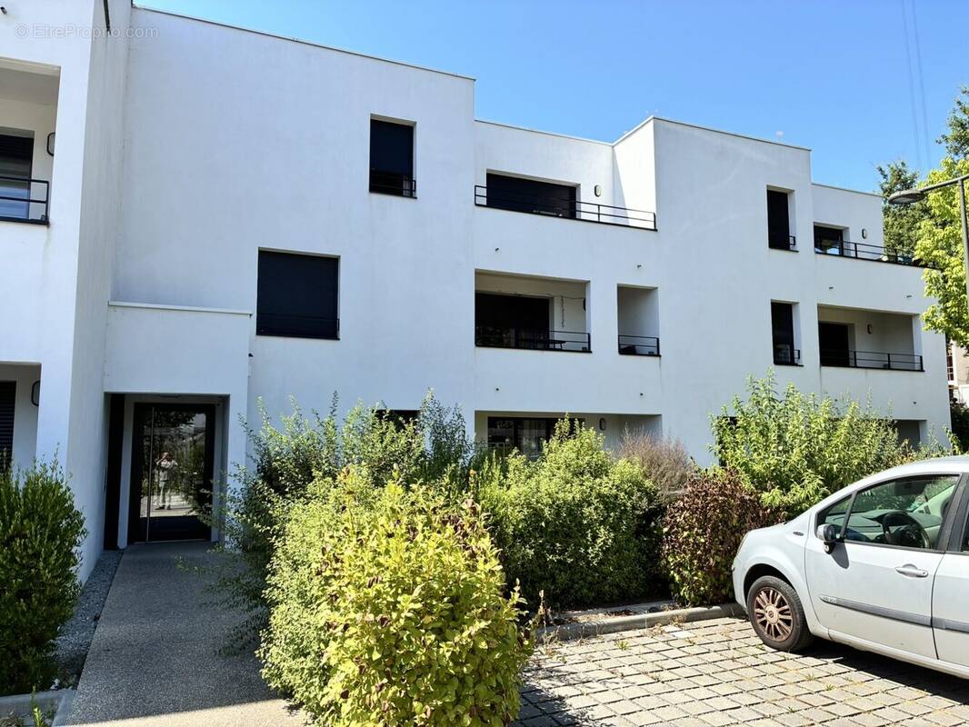 Appartement à SAINT-AVE