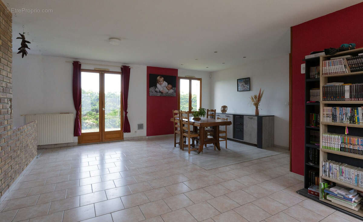 Maison à BONNARD