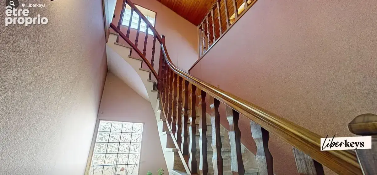 Rare à Villepinte – 197 m² au sol, 7 chambres et 823 m² de jardin : une maison aux multiples possibilités sans travaux - photo 23